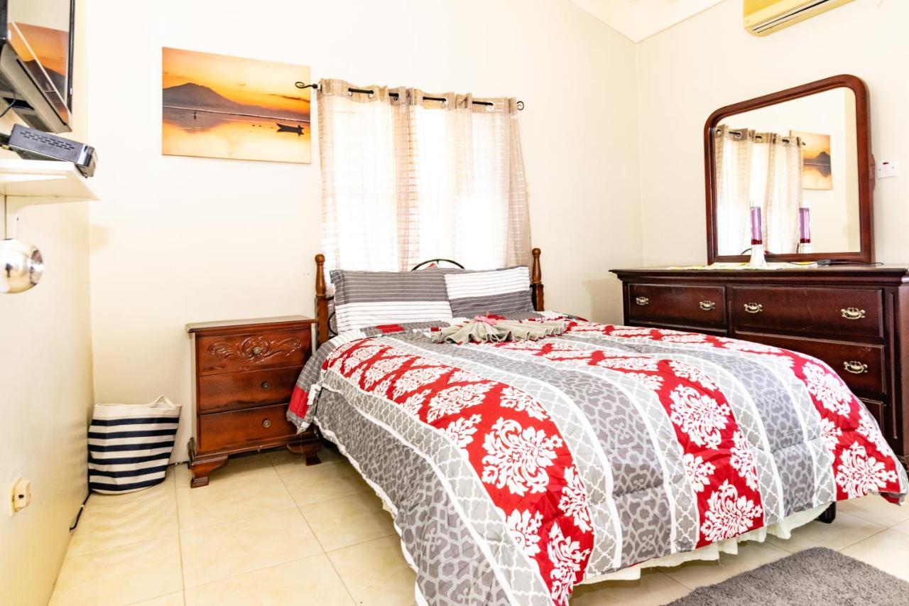 Ocho Rios Emerald 2 Bed 10 Mins Ocho Rios 24Hrs Hot Water Wi Fi Exterior foto